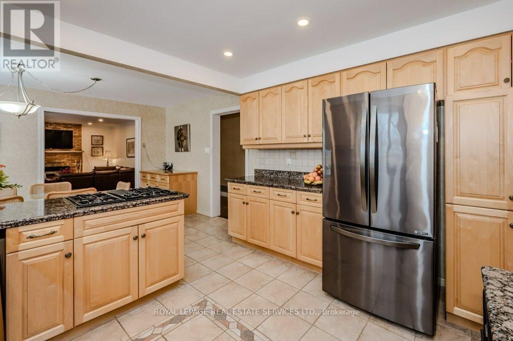 294 RAMBLER COURT Image 14