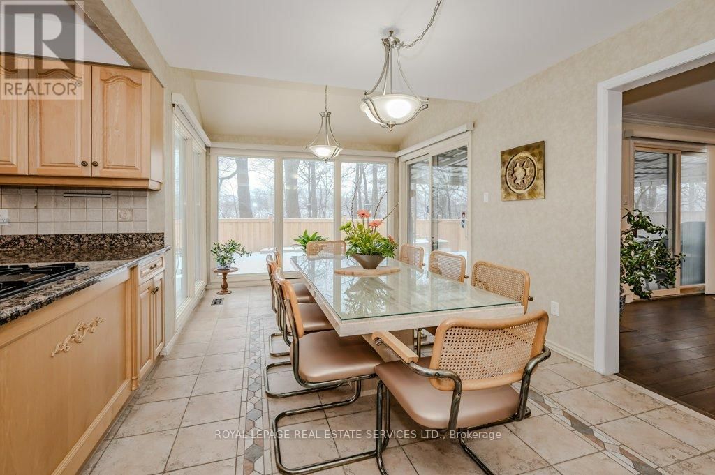 294 RAMBLER COURT Image 15