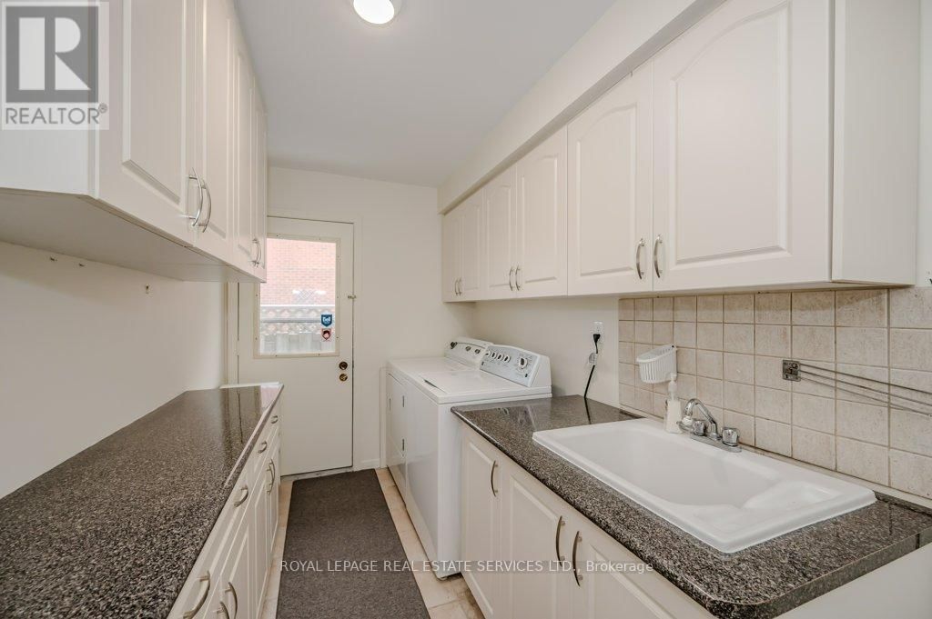 294 RAMBLER COURT Image 21