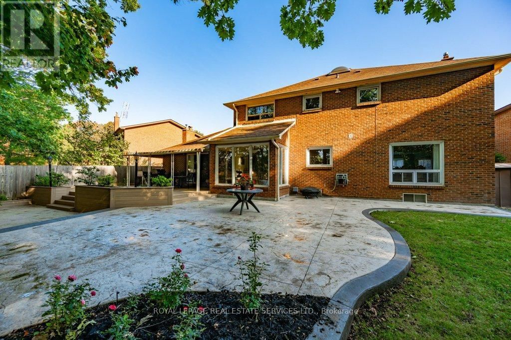 294 RAMBLER COURT Image 43