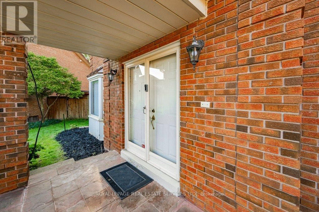 294 RAMBLER COURT Image 5