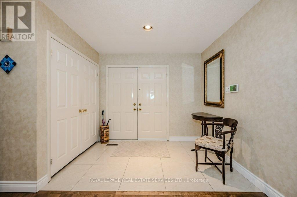 294 RAMBLER COURT Image 6