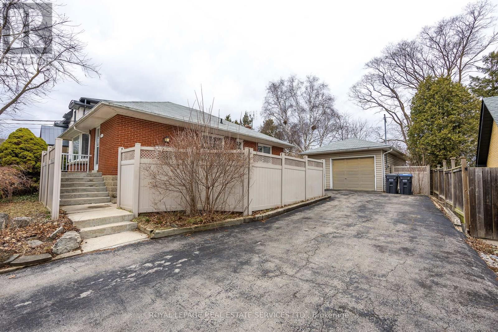 1361 KENMUIR AVENUE Image 18