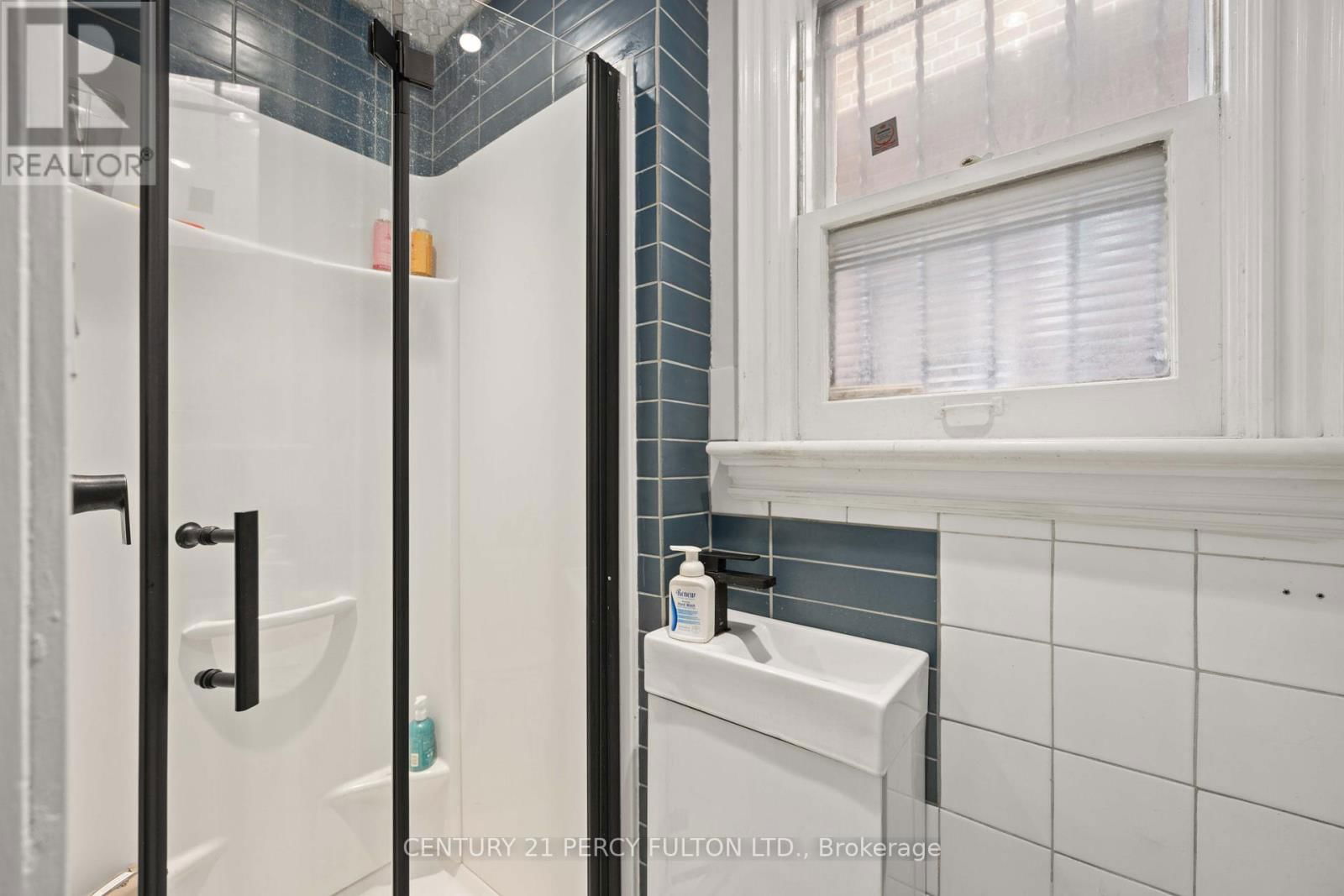1344 DAVENPORT ROAD Image 10