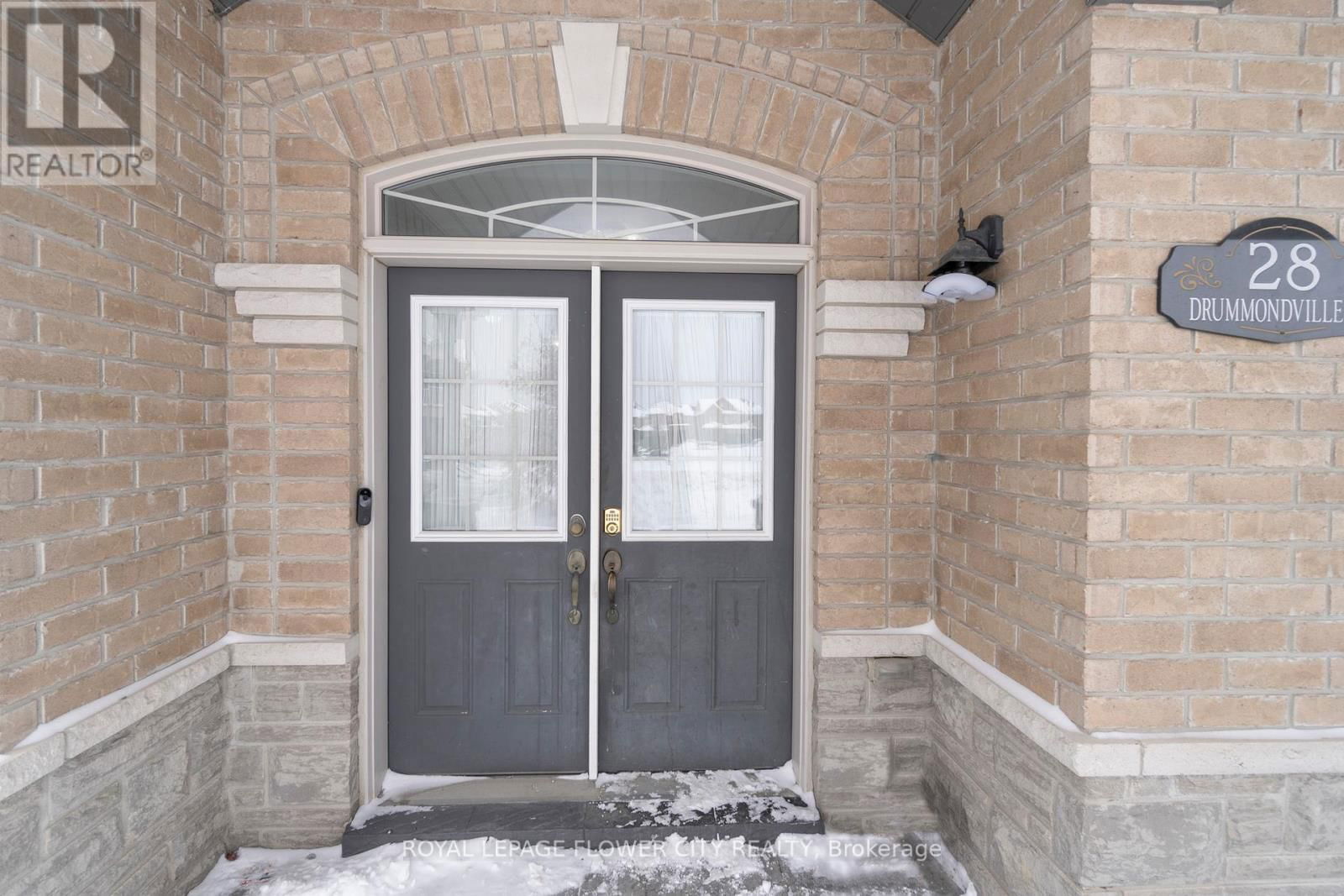 28 DRUMMONDVILLE DRIVE Image 2