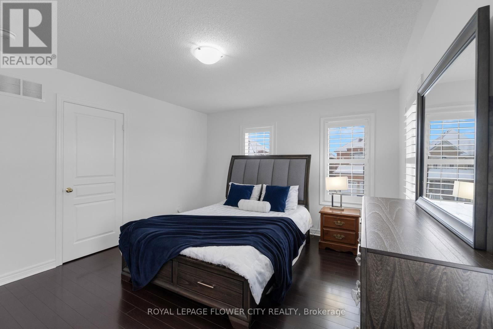 28 DRUMMONDVILLE DRIVE Image 38