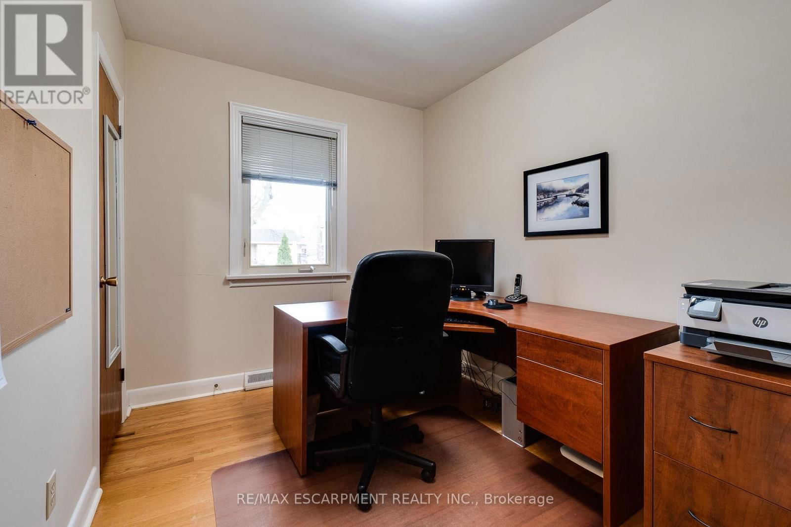 1435 ALFRED CRESCENT Image 33