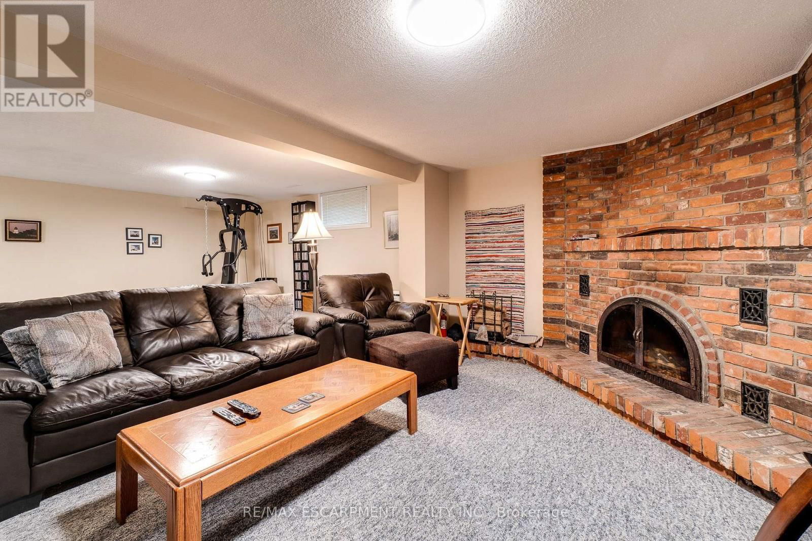 1435 ALFRED CRESCENT Image 35