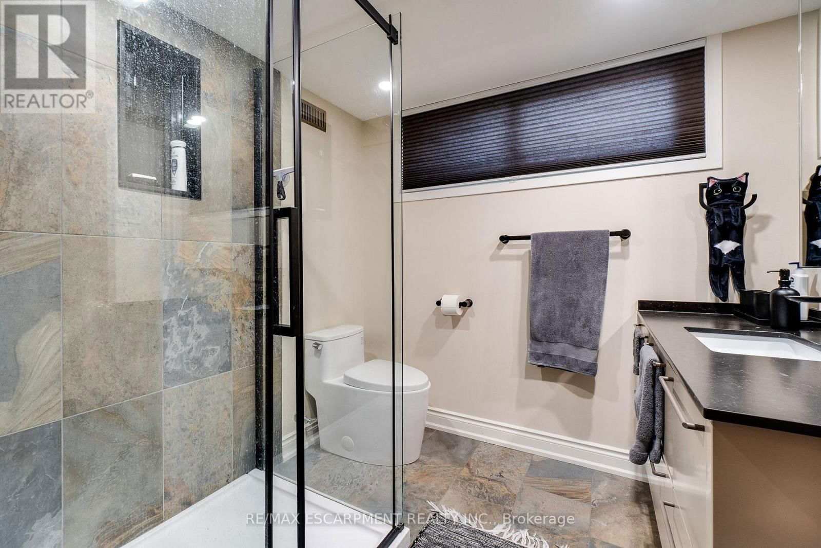 1435 ALFRED CRESCENT Image 42