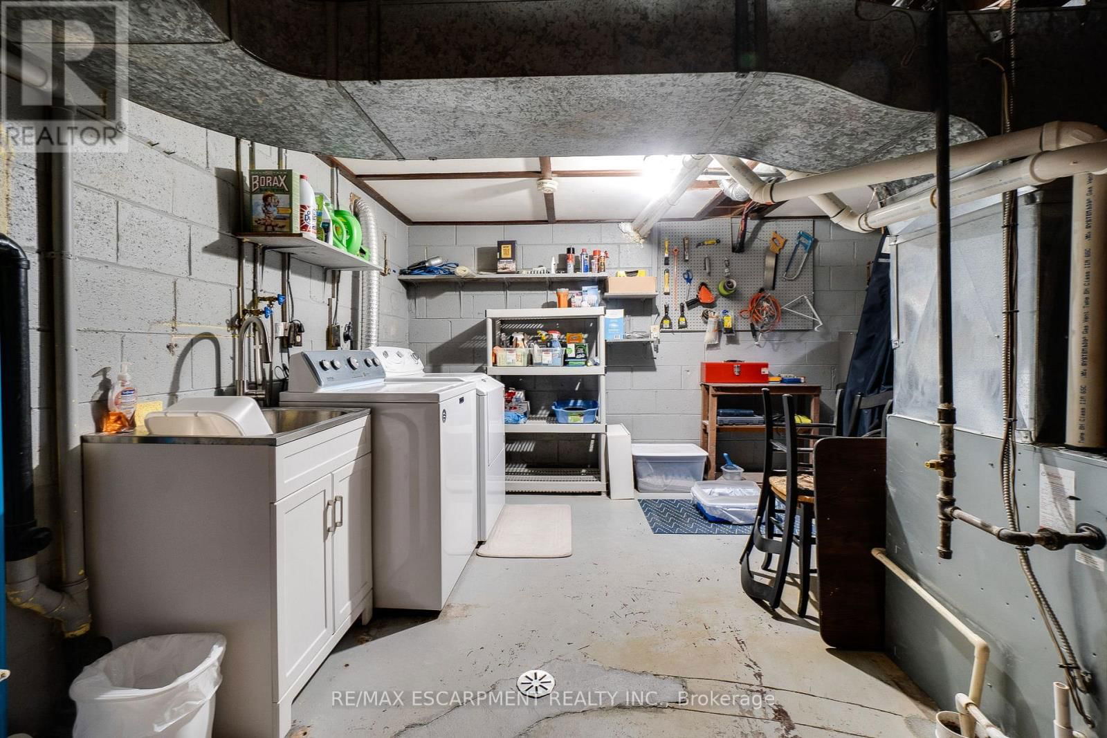 1435 ALFRED CRESCENT Image 43