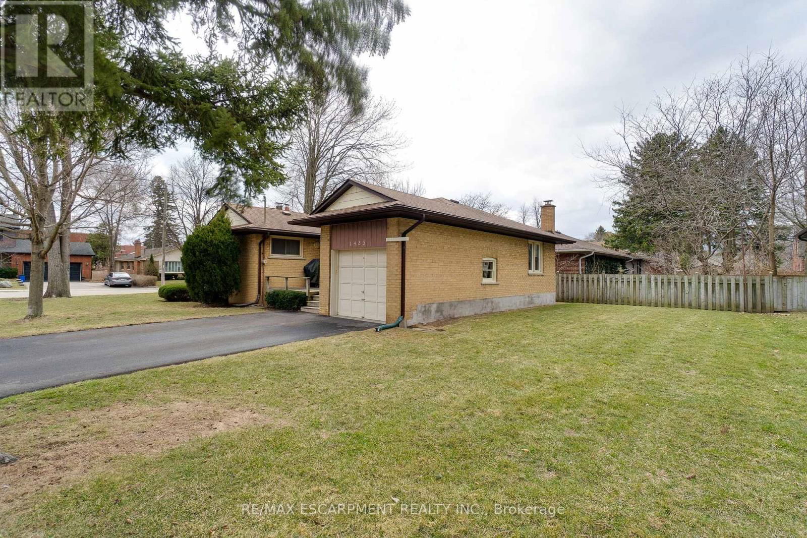 1435 ALFRED CRESCENT Image 45