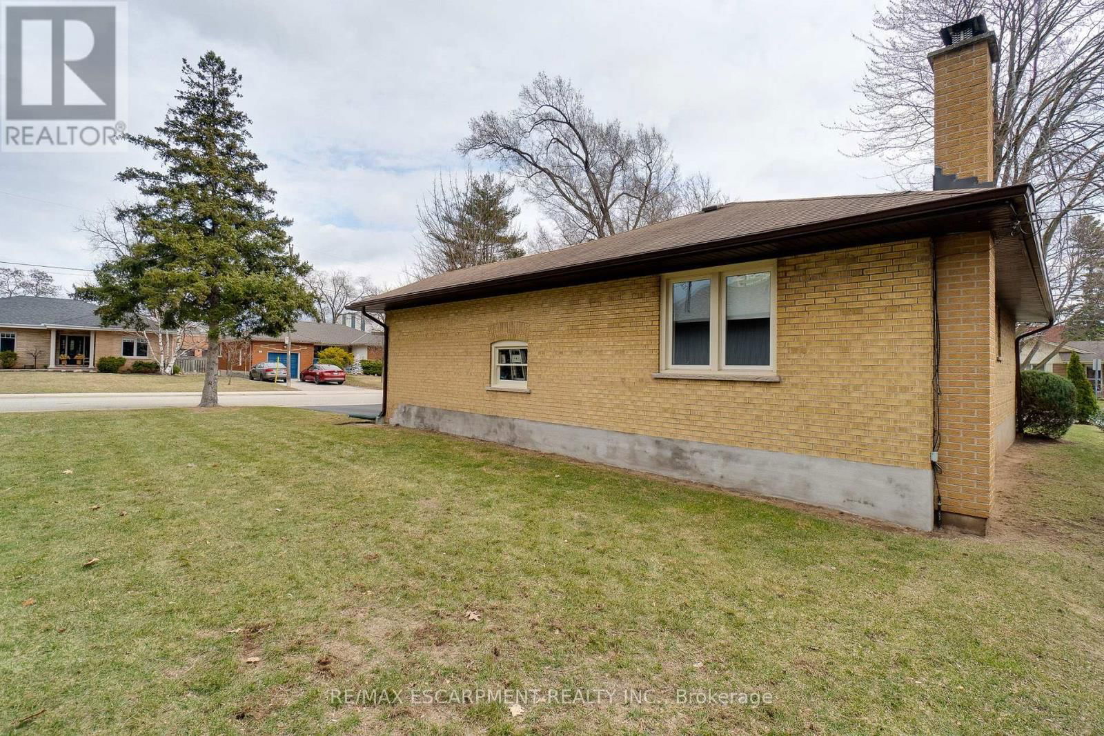 1435 ALFRED CRESCENT Image 47