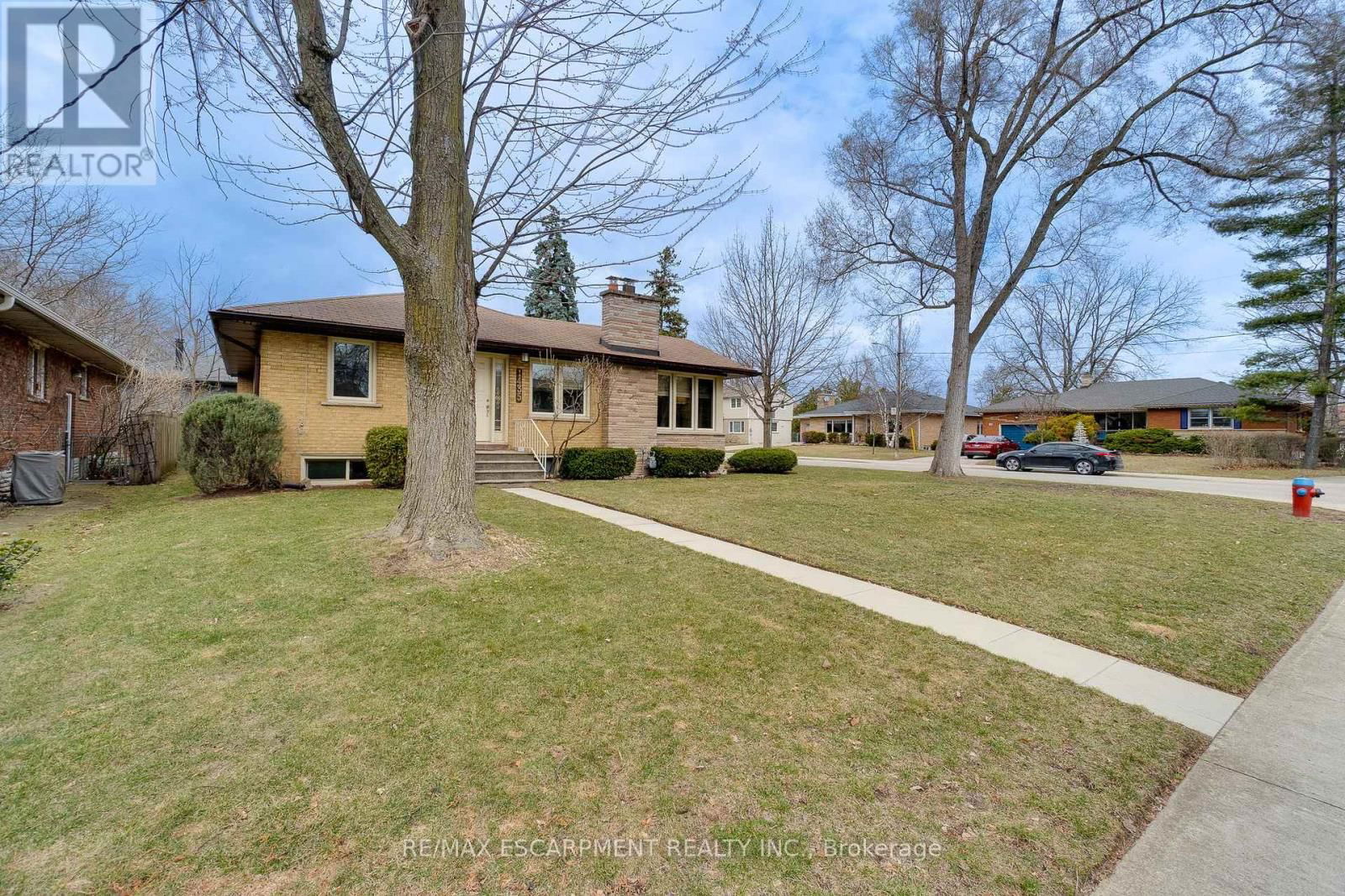 1435 ALFRED CRESCENT Image 5