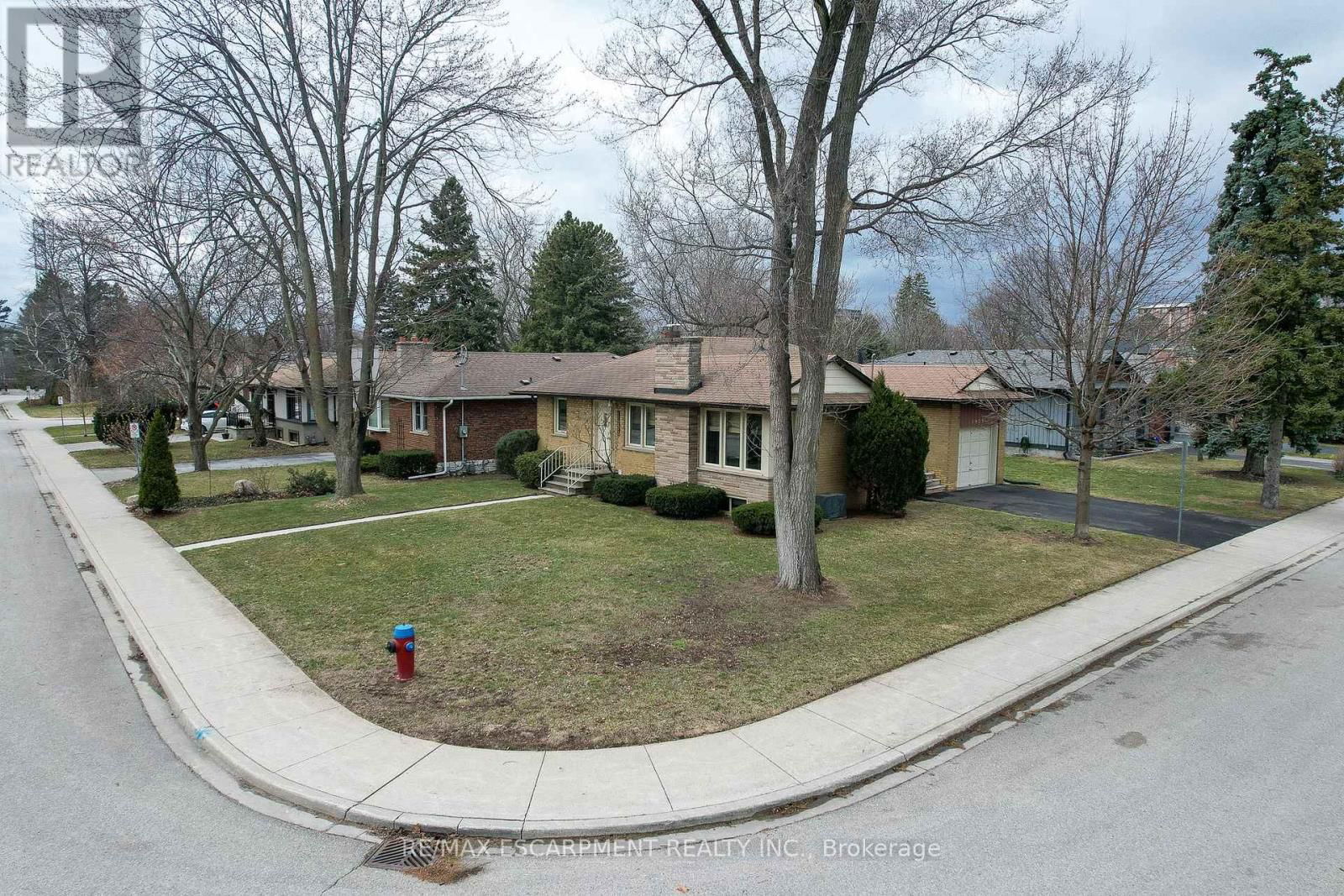 1435 ALFRED CRESCENT Image 7
