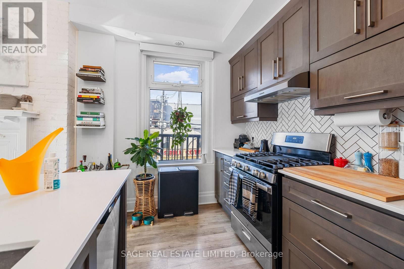 3A - 1 LANSDOWNE AVENUE Image 5