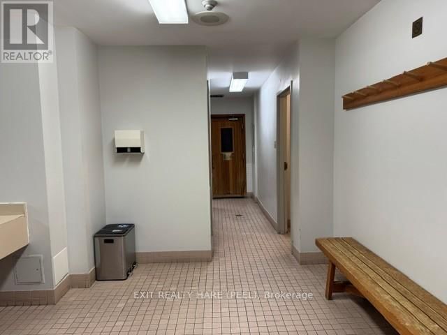 1002 - 26 HANOVER ROAD Image 42