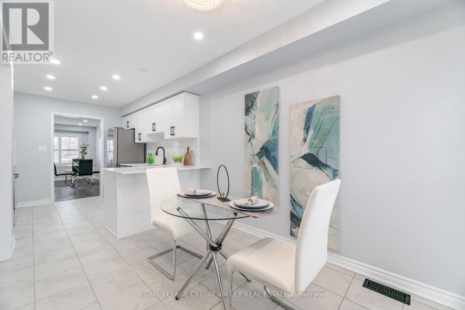 114 WHITLOCK AVENUE Image 16