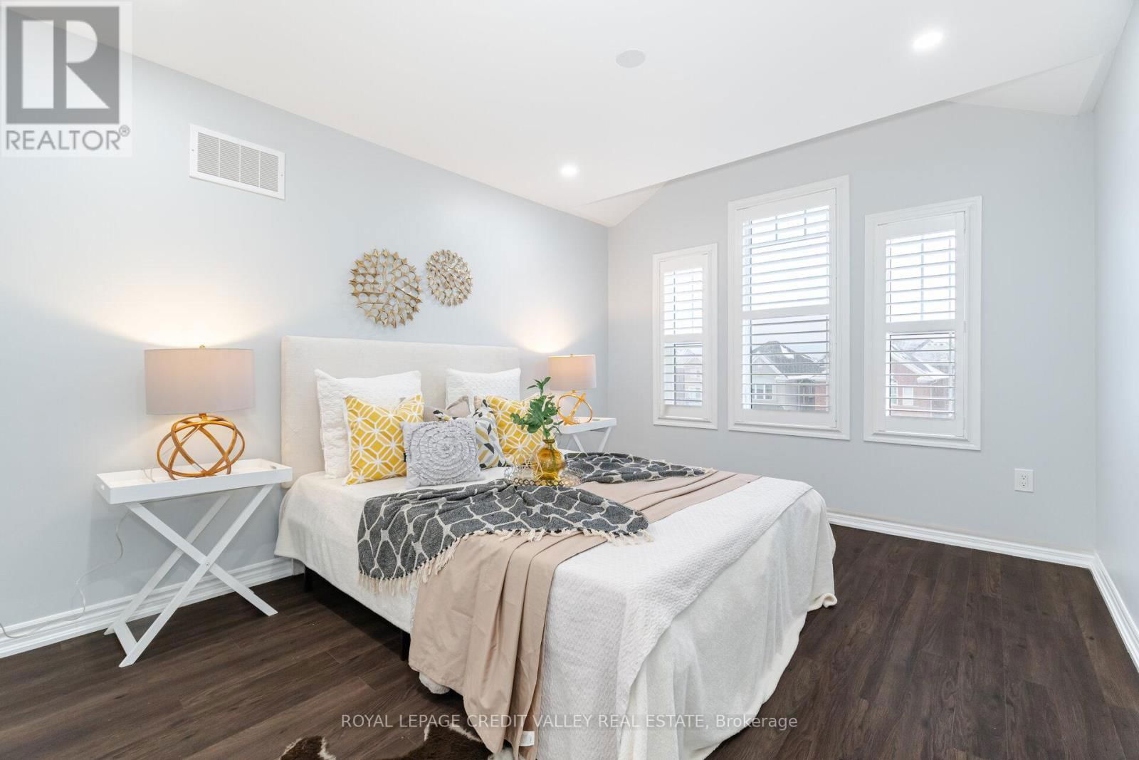 114 WHITLOCK AVENUE Image 31