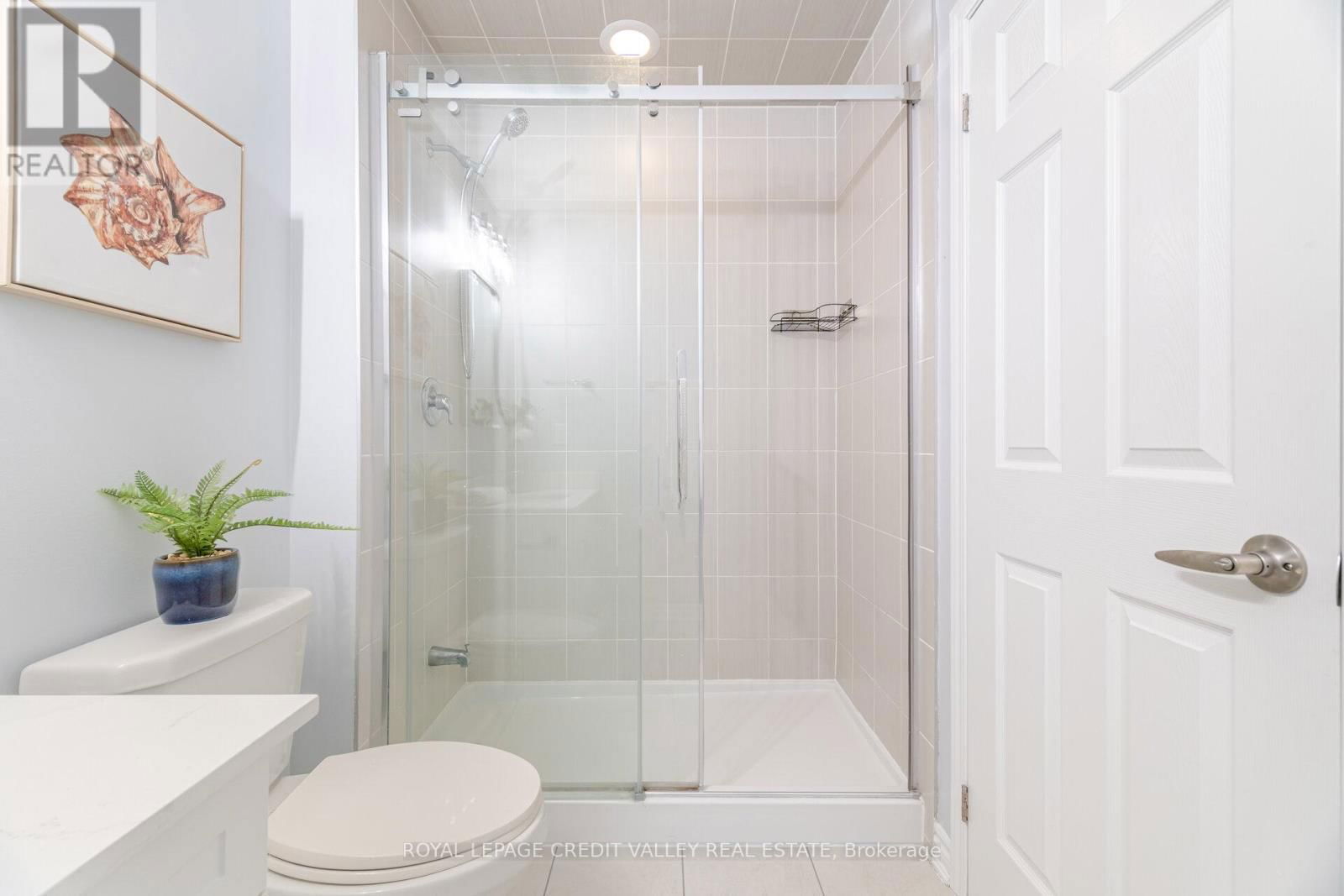 114 WHITLOCK AVENUE Image 35