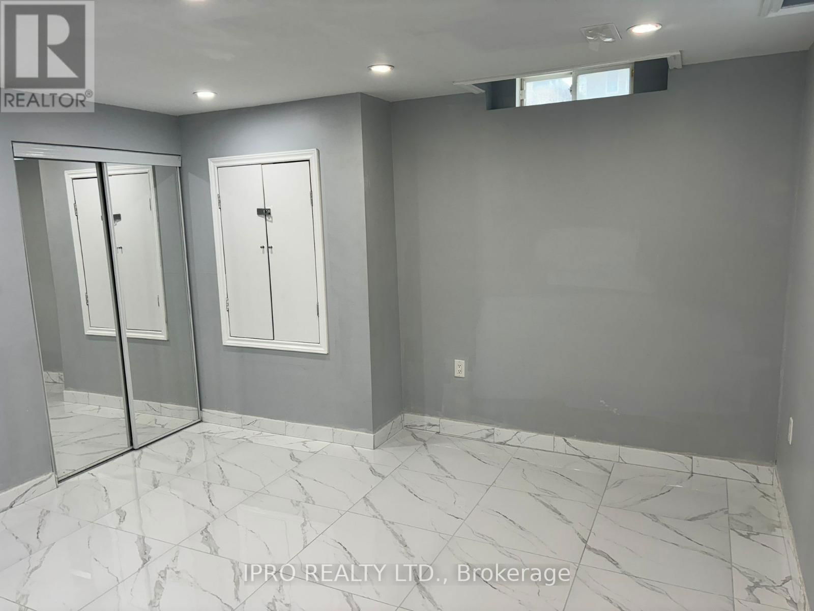 Bsmt - 3 OSWALD ROAD Image 4