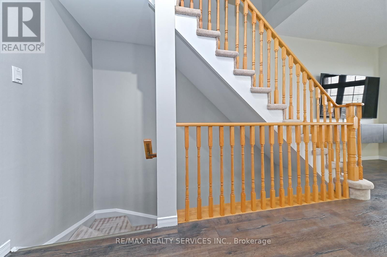 109 - 7035 REXWOOD ROAD Image 11
