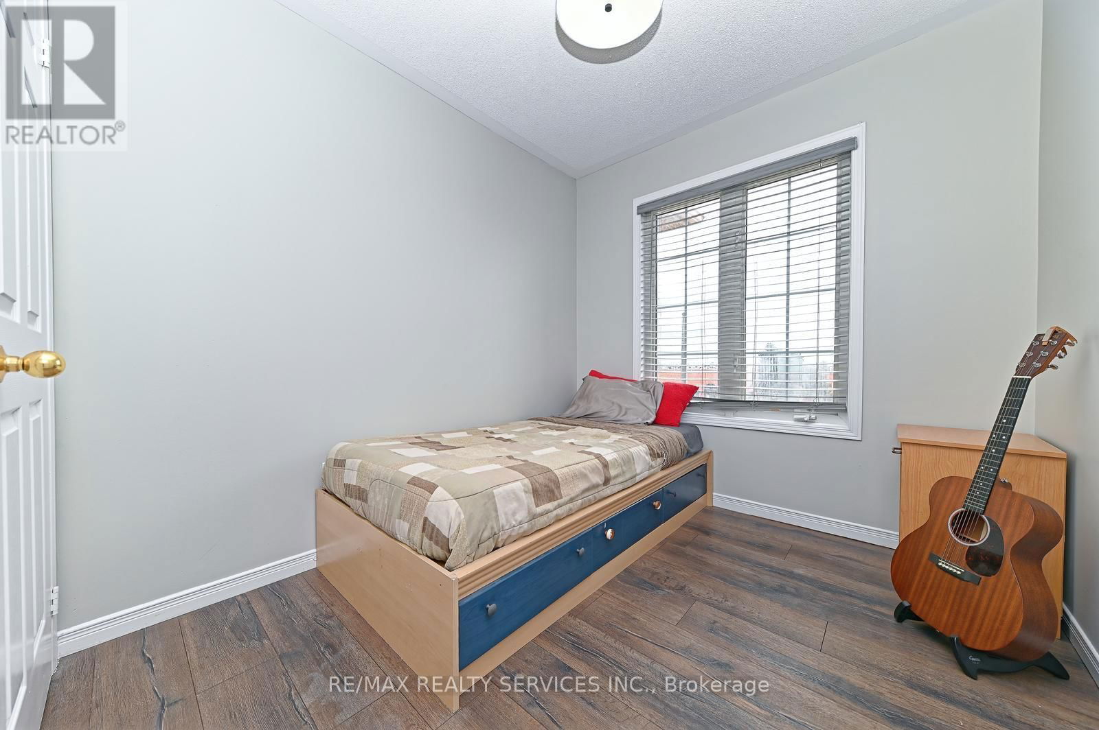 109 - 7035 REXWOOD ROAD Image 33