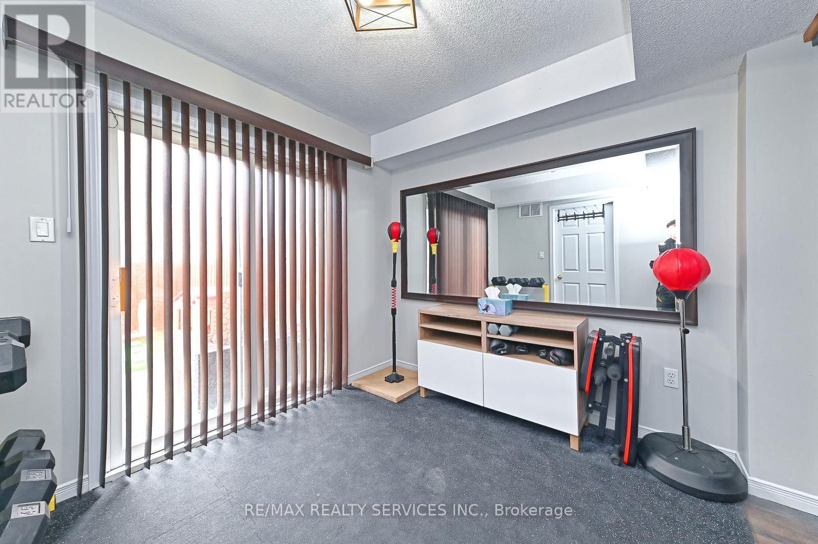 109 - 7035 REXWOOD ROAD Image 6