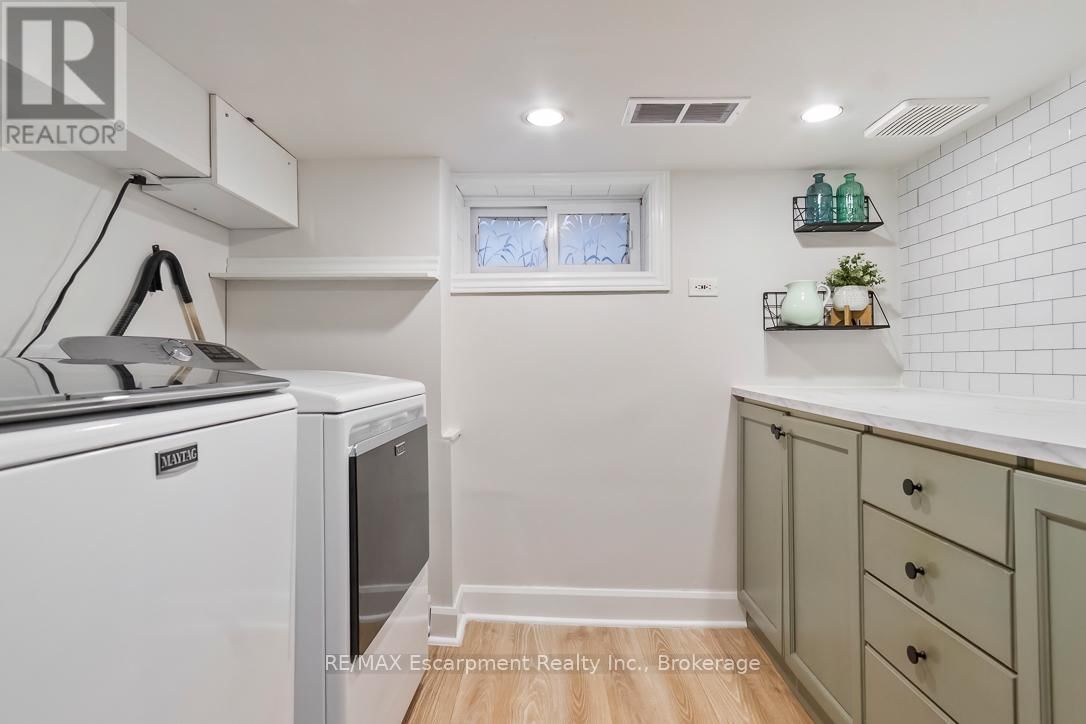 12 WASHINGTON AVENUE Image 15
