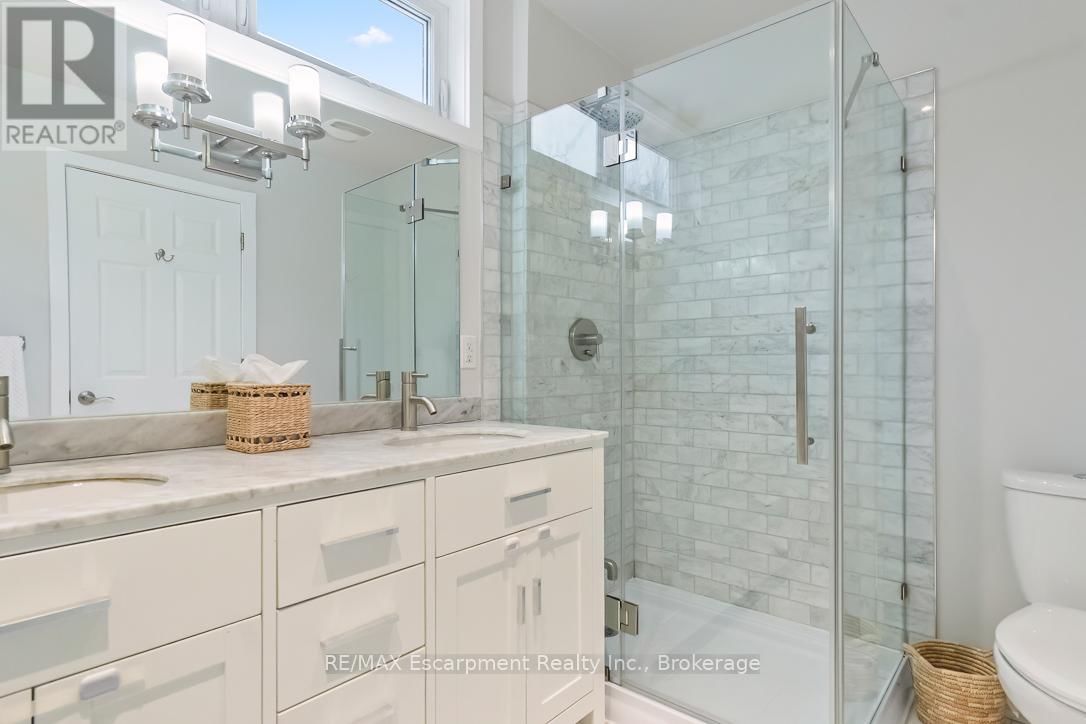 12 WASHINGTON AVENUE Image 9