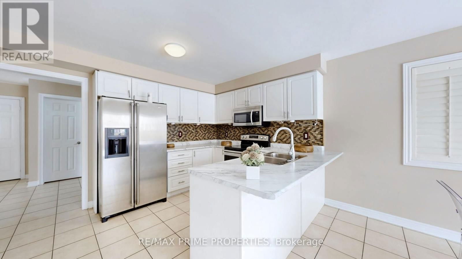 118 FAIRHILL AVENUE Image 12