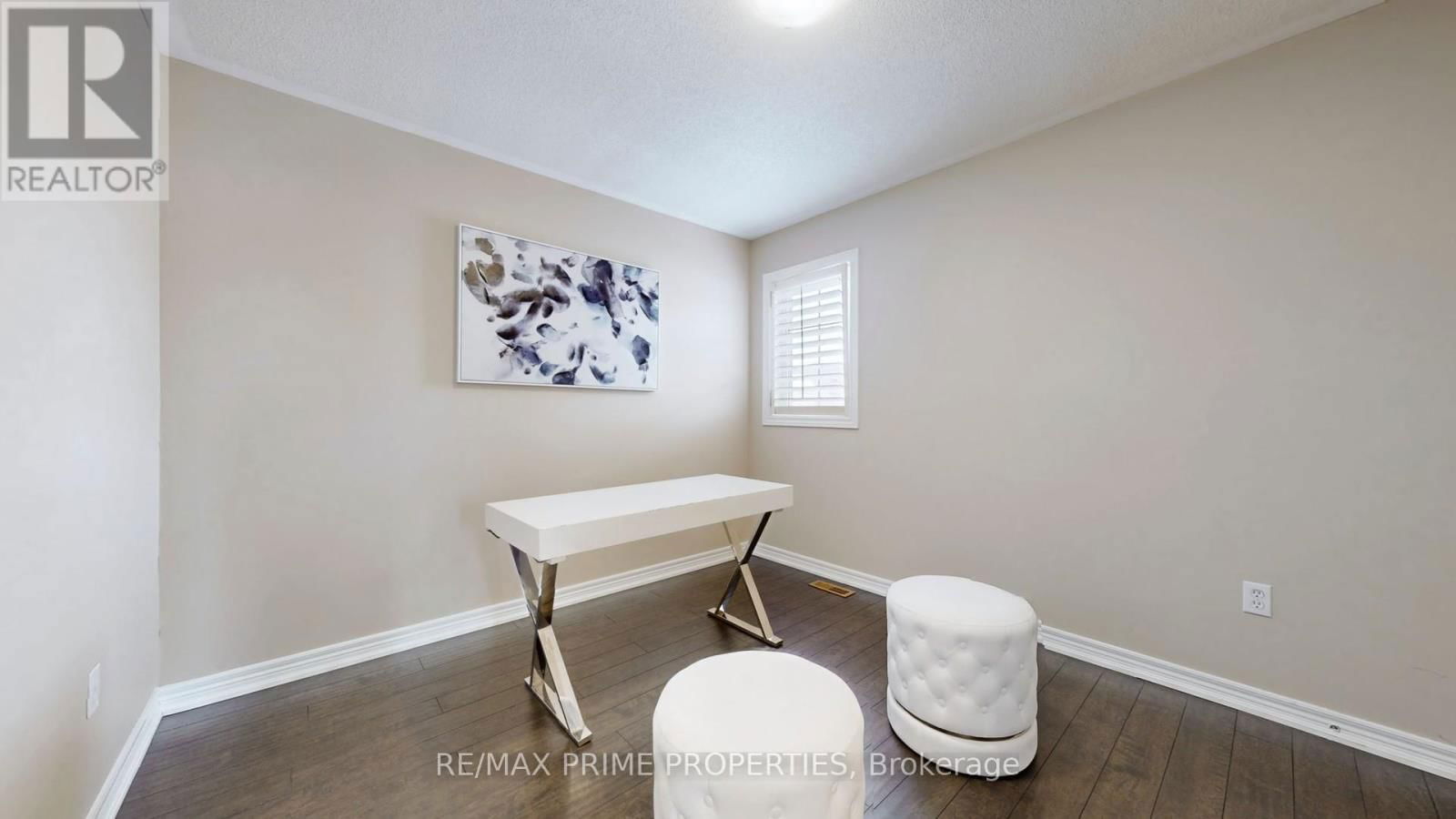 118 FAIRHILL AVENUE Image 25