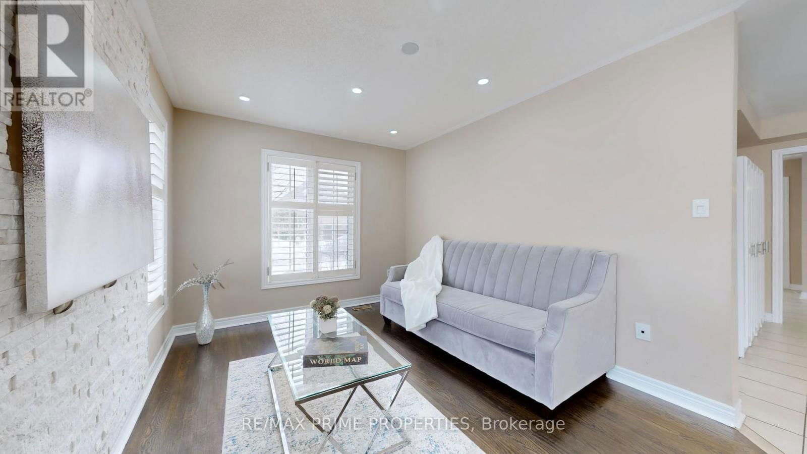 118 FAIRHILL AVENUE Image 8