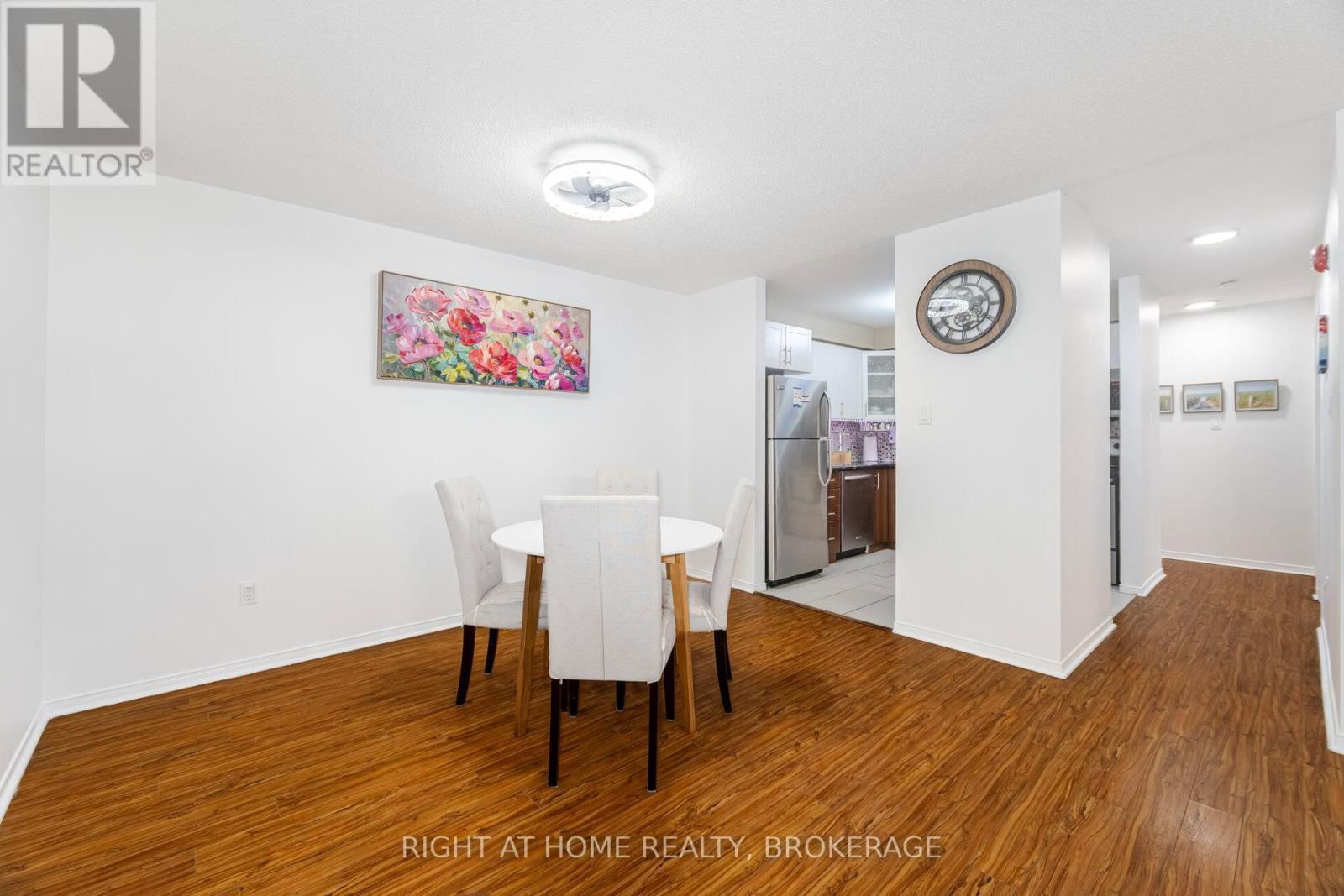 212 - 211 FORUM DRIVE Image 10