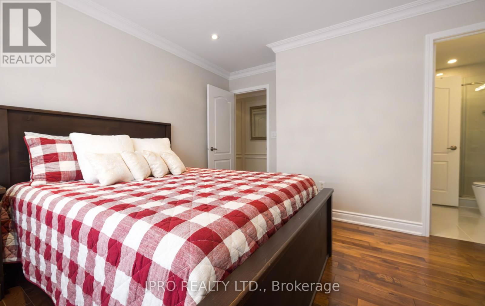 3 BALMY WAY Image 41