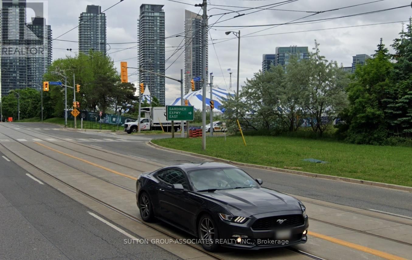 206 - 2069 LAKE SHORE BOULEVARD WEST Image 28