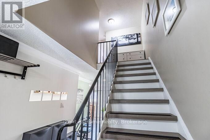 24 - 1528 LANCASTER DRIVE Image 14