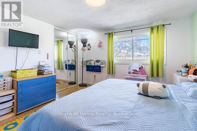 24 - 1528 LANCASTER DRIVE Image 17
