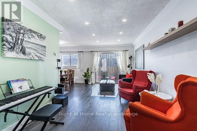 24 - 1528 LANCASTER DRIVE Image 4