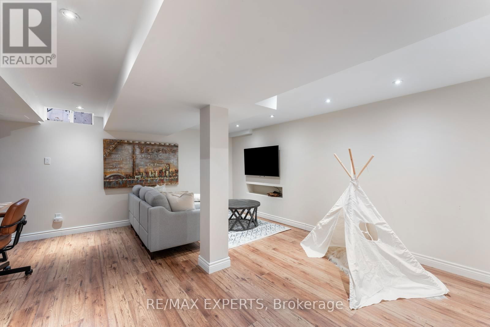1851 MCCOY AVENUE Image 32