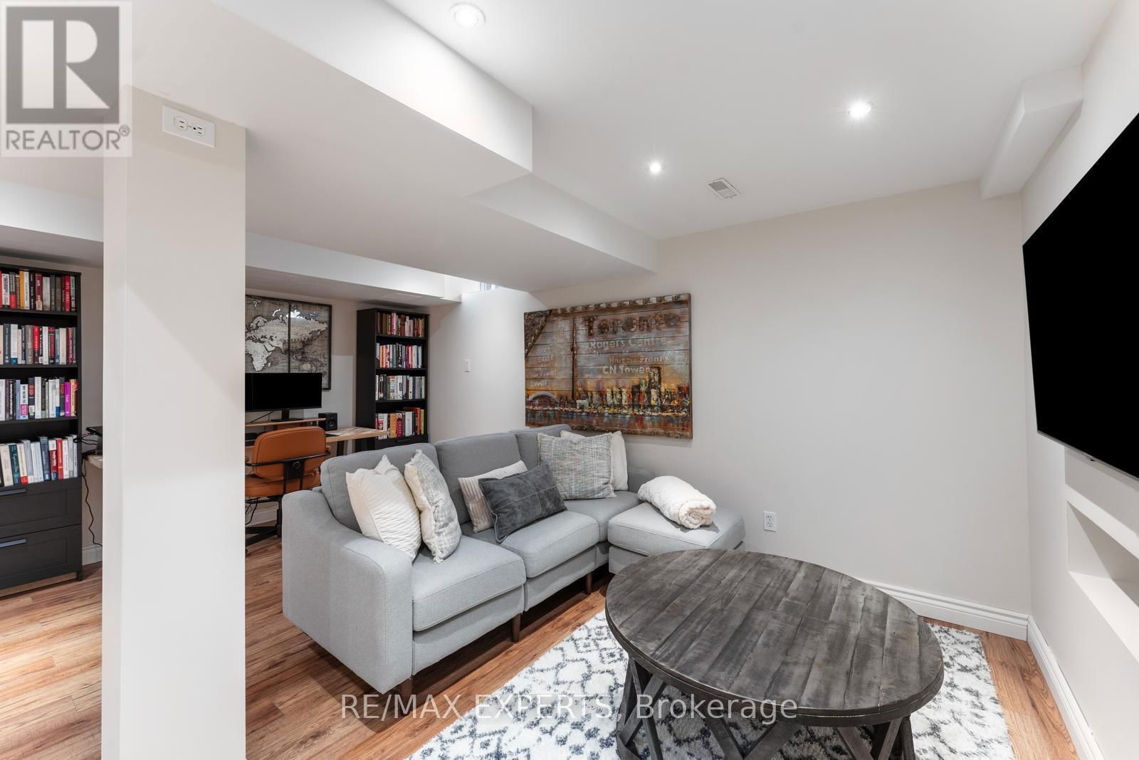 1851 MCCOY AVENUE Image 33