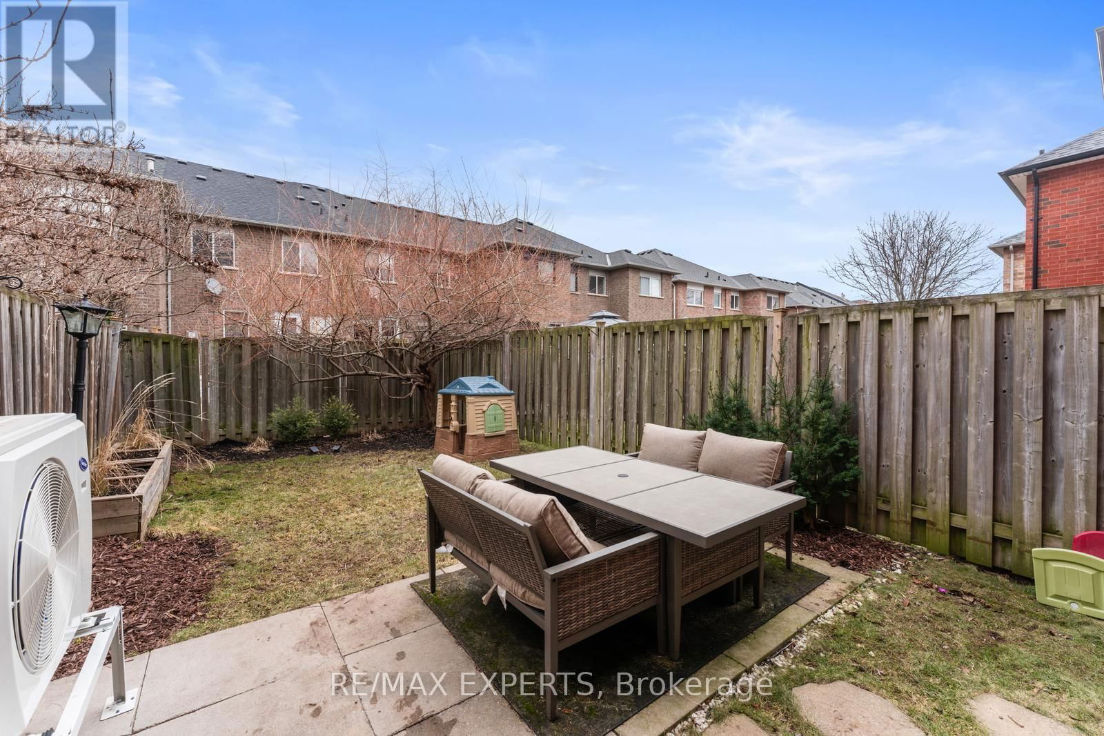1851 MCCOY AVENUE Image 38