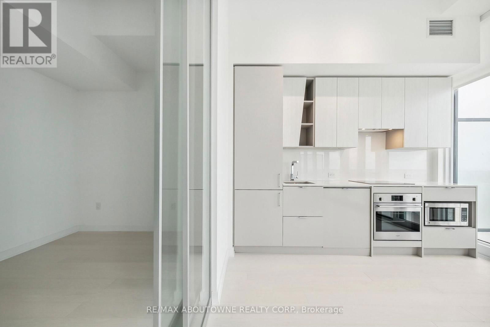 6001 - 3883 QUARTZ ROAD Image 14