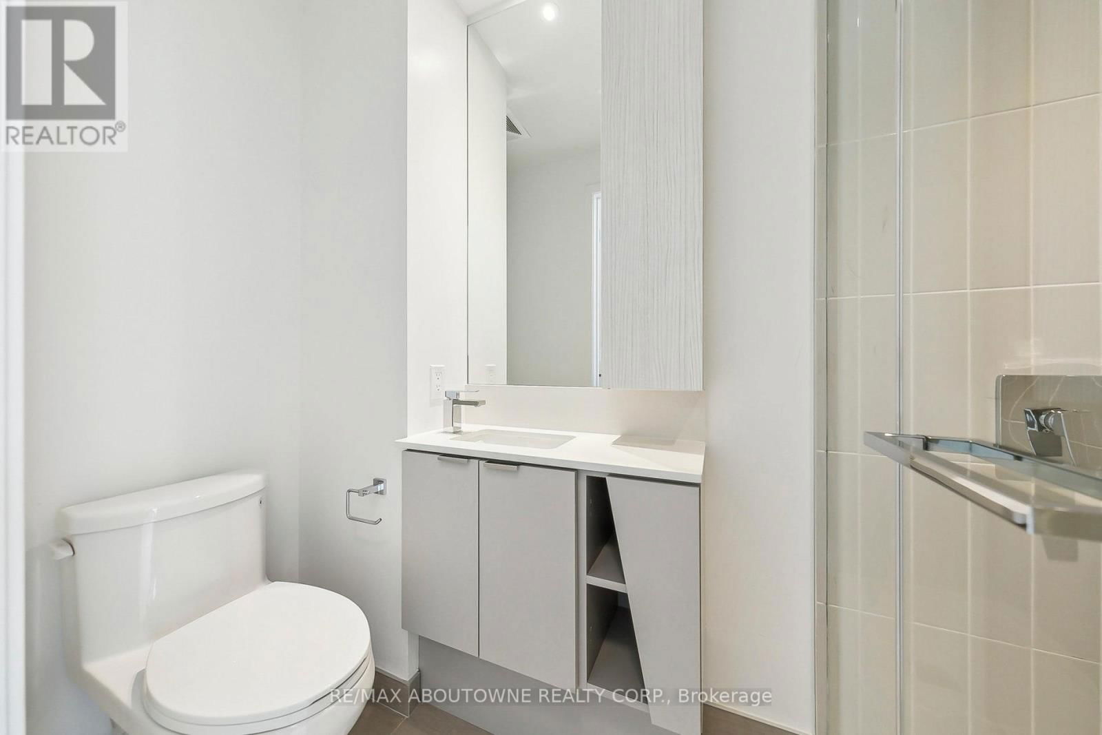 6001 - 3883 QUARTZ ROAD Image 20