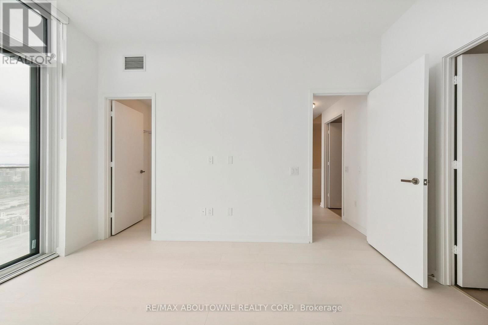 6001 - 3883 QUARTZ ROAD Image 32
