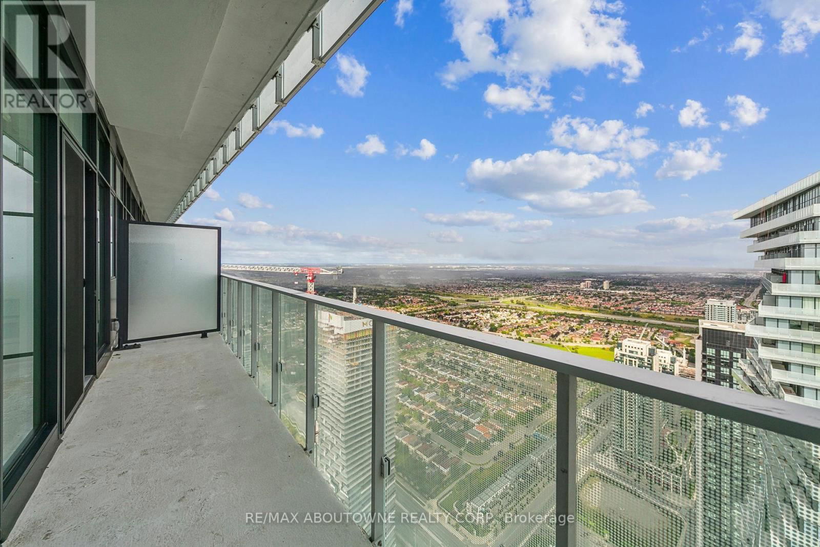 6001 - 3883 QUARTZ ROAD Image 46