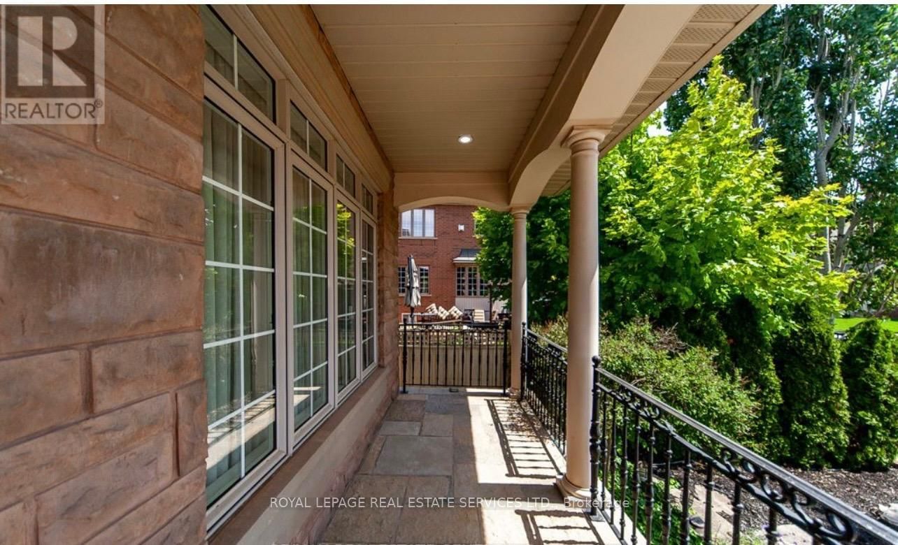 1387 FERNCREST ROAD Image 2