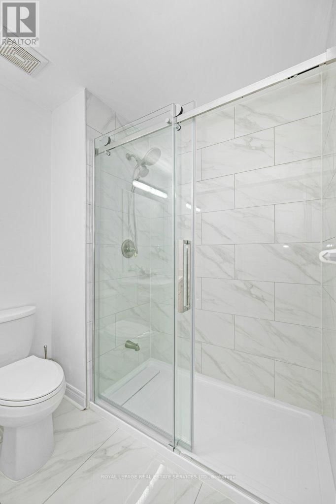 1387 FERNCREST ROAD Image 21