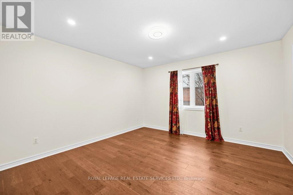 1387 FERNCREST ROAD Image 22