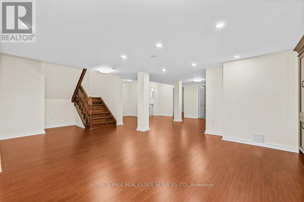 1387 FERNCREST ROAD Image 26