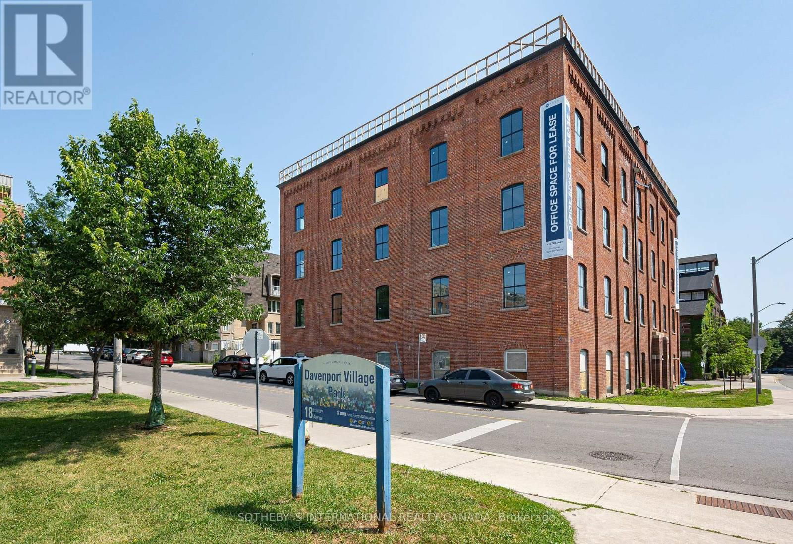 102 - 16 FOUNDRY AVENUE Image 32